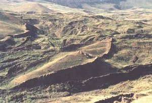 Inilah bahtera Nabi Nuh A.S yang terdampar di puncak bukit(Mt) Ararat utara Turki